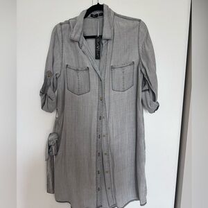 New and unworn! Velvet Heart Light Gray Shirt Dress